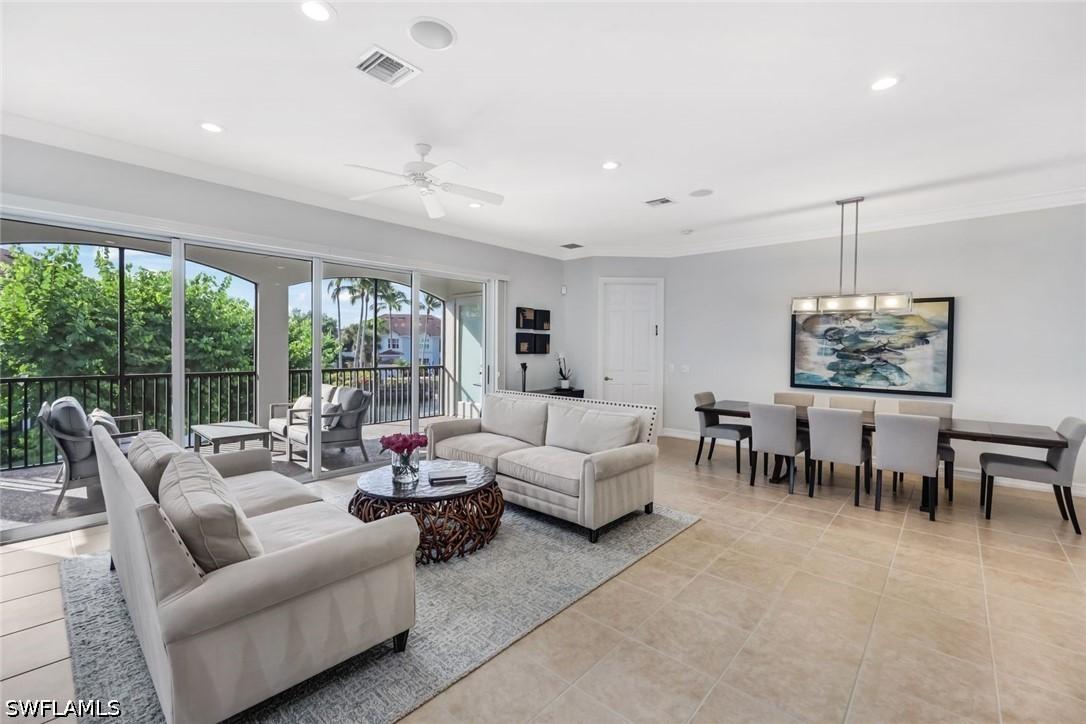 5030 Blauvelt Way #201, Naples, FL 34105