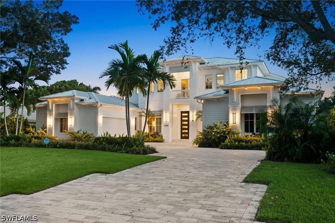 646 Anchor Rode Dr., Naples, FL 34103