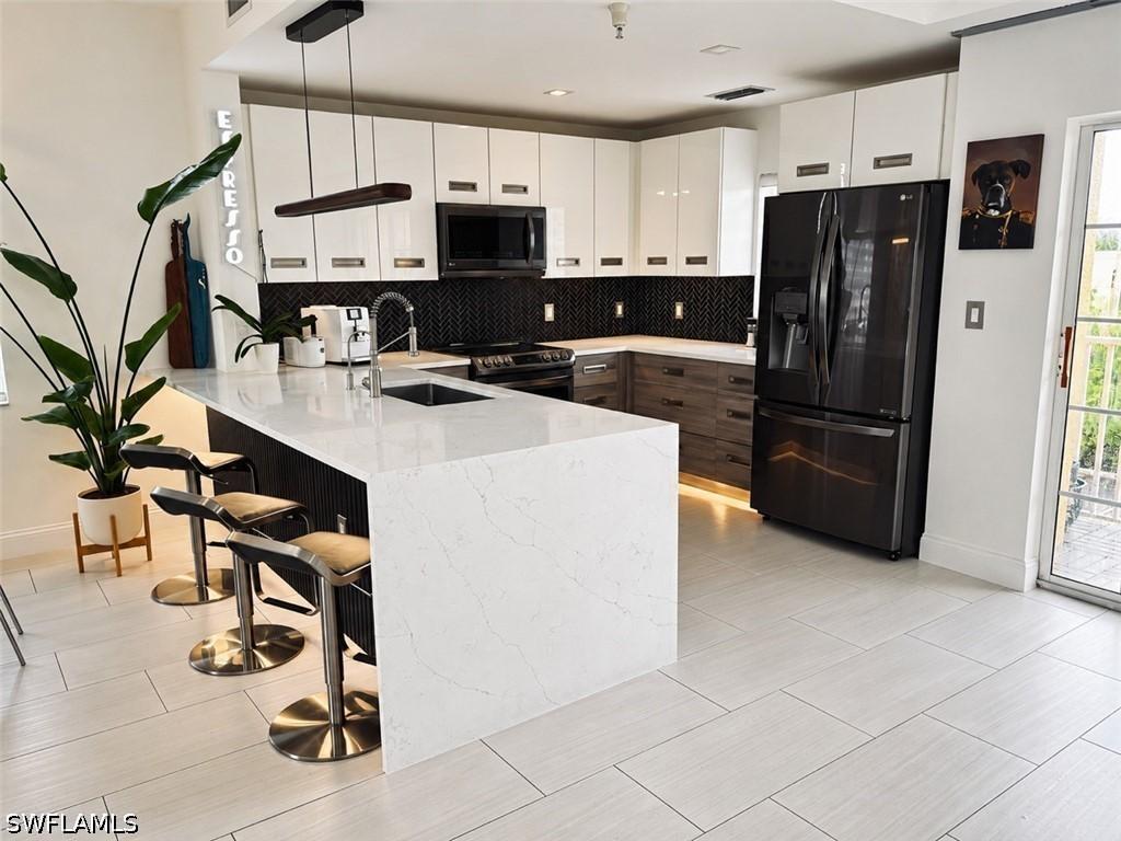 4420 Botanical Place Cir. #307, Naples, FL 34112