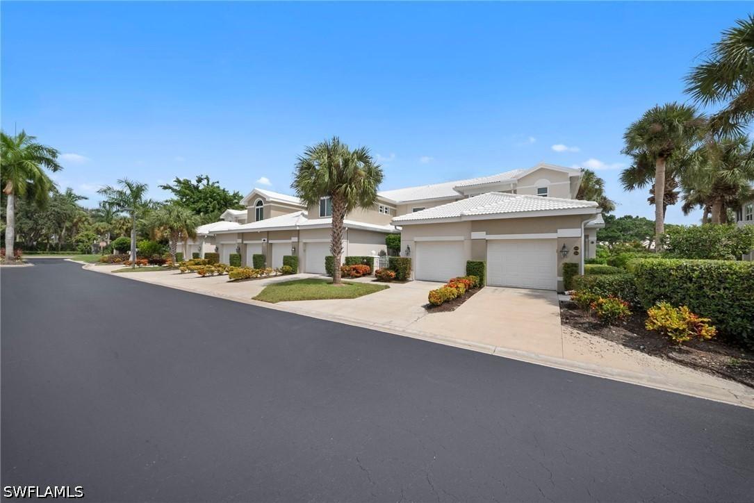 4610 Hawks Nest Dr. #104, Naples, FL 34114