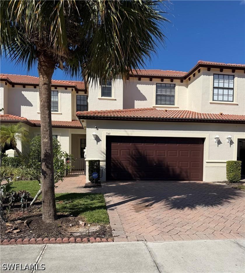 7341 Bristol Cir., Naples, FL 34120