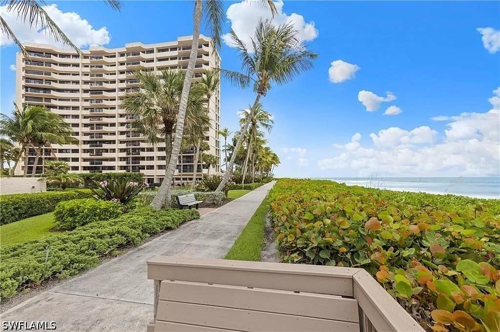 4001 Gulf Shore Blvd. #305, Naples, FL 34103