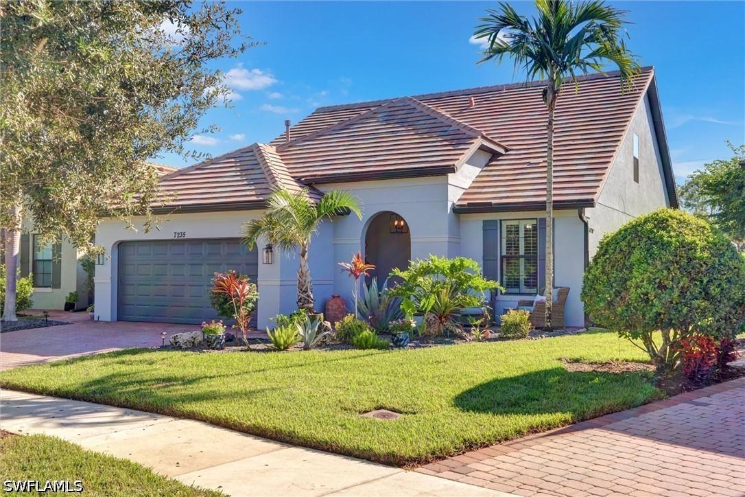7235 Live Oak Dr., Naples, FL 34114