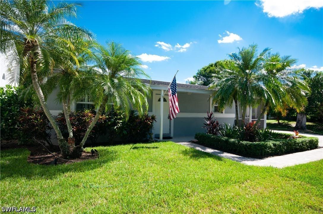 1344 West Ln., Naples, FL 34110