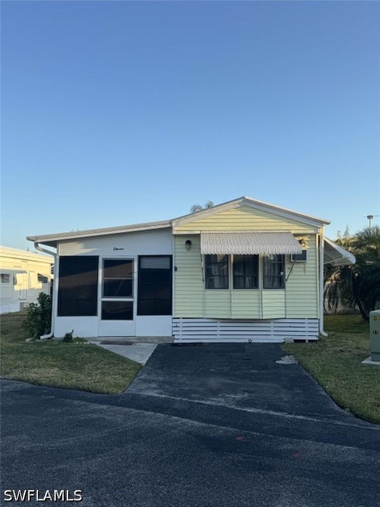 11 Zircon Dr., Naples, FL 34114