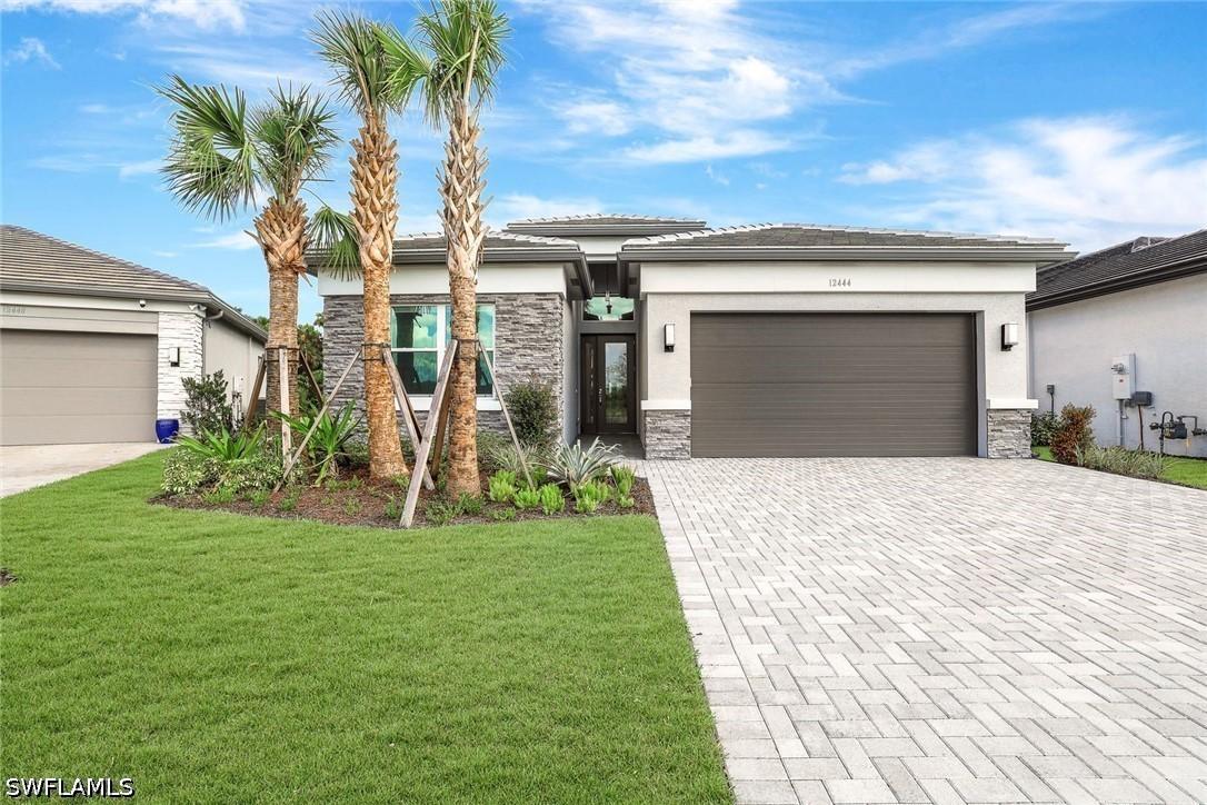 12444 Violet Ln., Naples, FL 34120