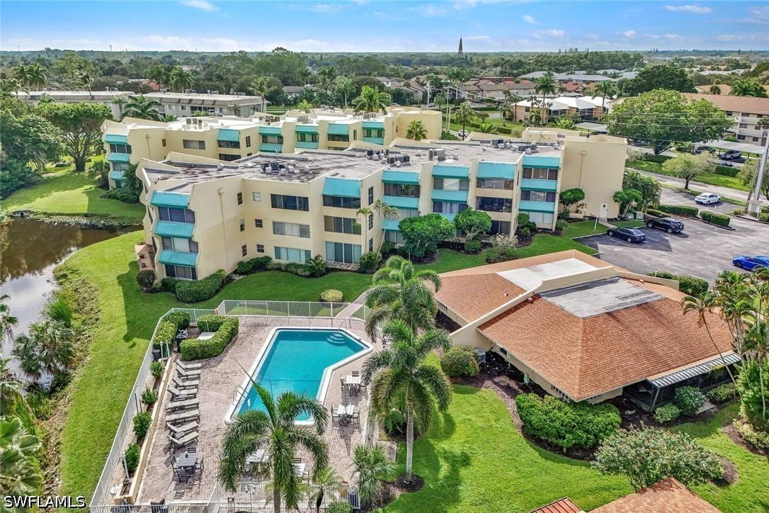 955 Palm View Dr. #307, Naples, FL 34110