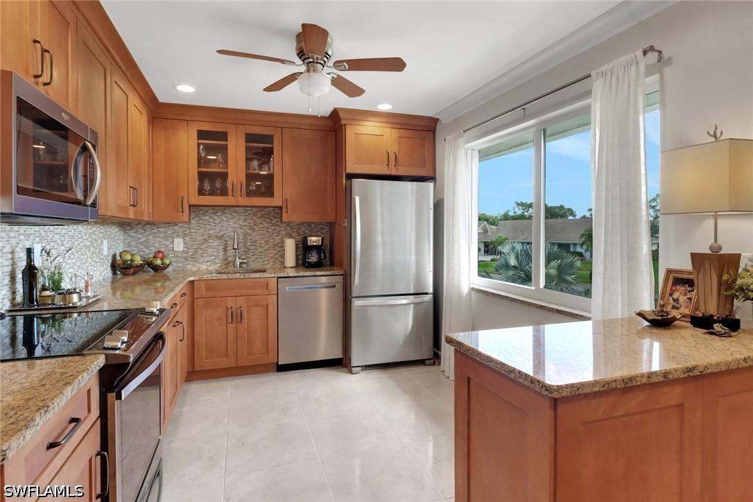 160 Penny Ln. #4, Naples, FL 34112