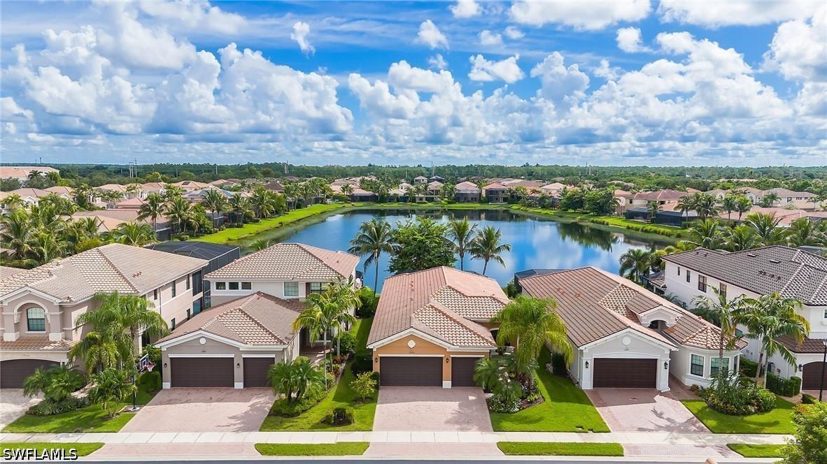 13783 Luna Dr., Naples, FL 34109