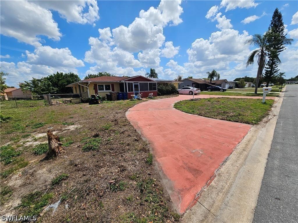 116 Rowland Rd., Lehigh Acres, FL 33936