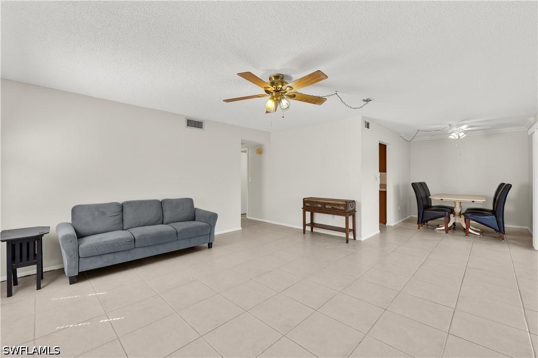 1400 Pompei Ln. #1, Naples, FL 34103