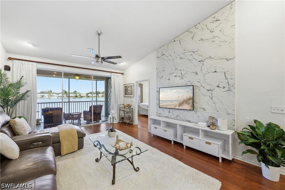 3370 W. Crown Pointe Blvd Blvd. #202, Naples, FL 34112