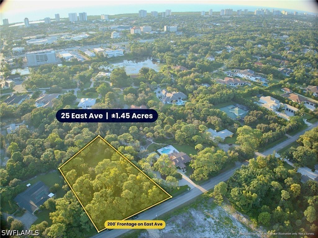 25 East Ave., Naples, FL 34108