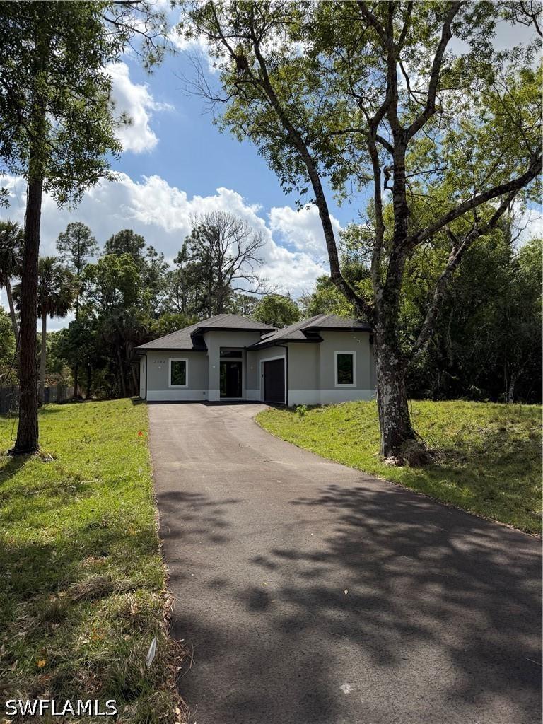2864 66th Ave., Naples, FL 34120