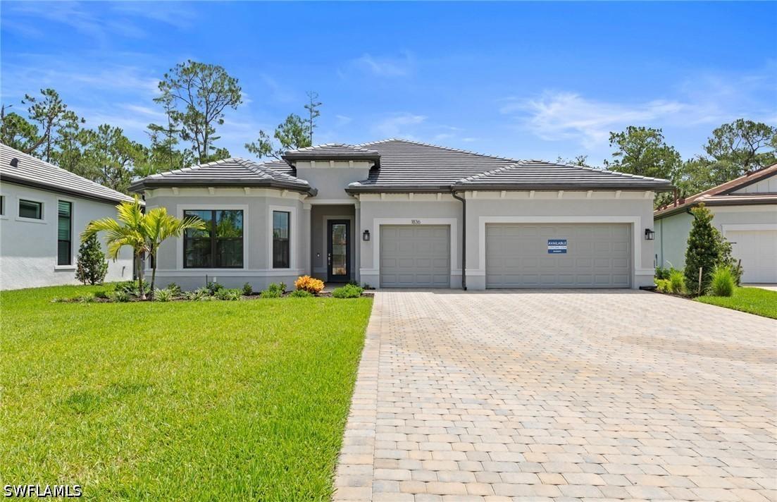 2095 Altura Ct., Naples, FL 34120