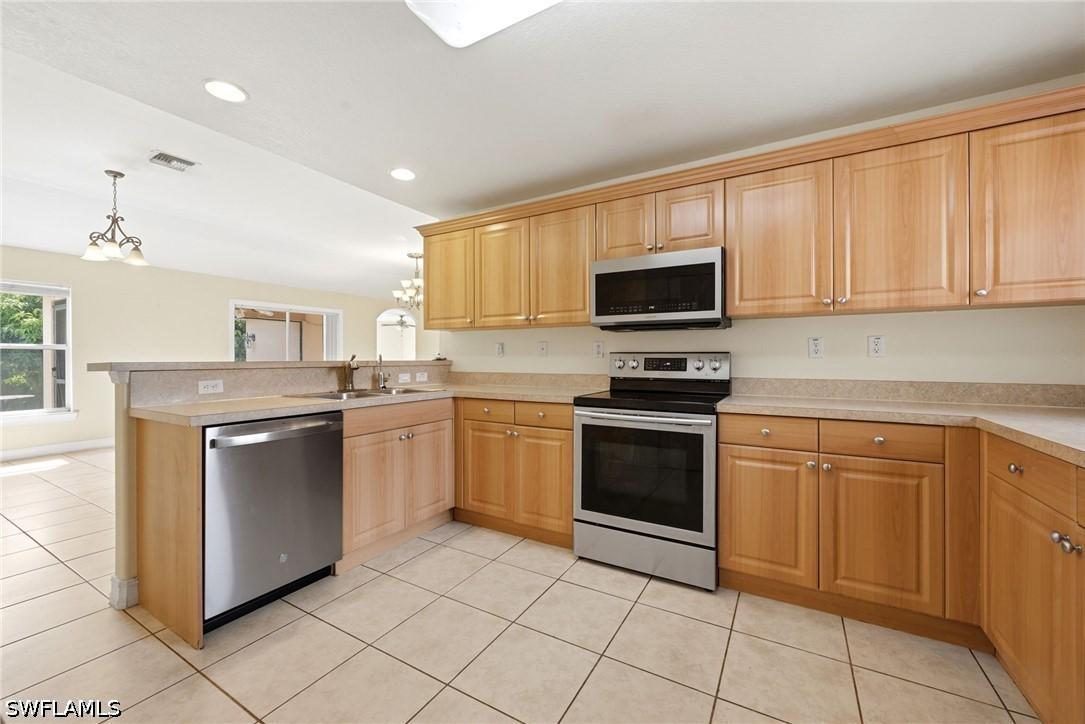 3609 37th St., Lehigh Acres, FL 33976