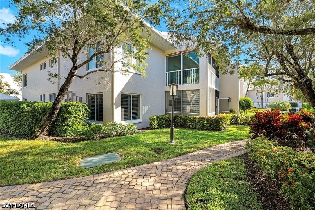 5801 Glencove Dr. #503, Naples, FL 34108