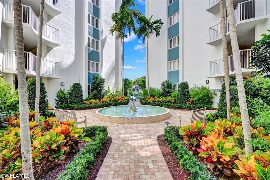 1300 Gulf Shore Blvd. #110, Naples, FL 34102