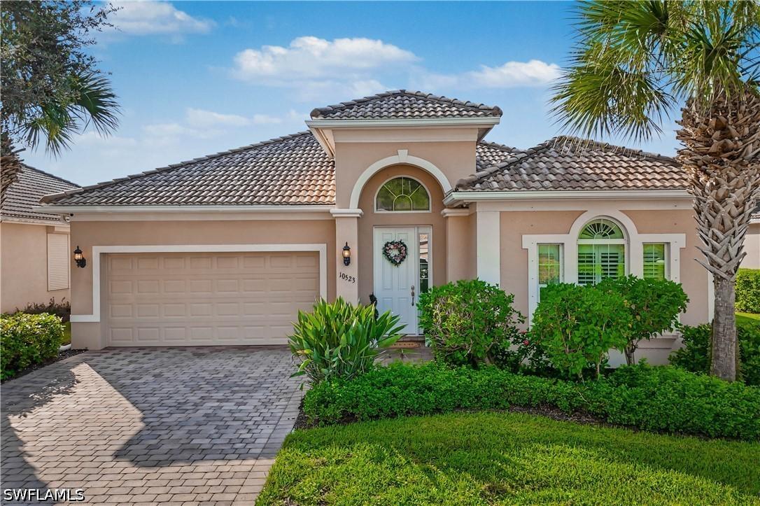 10523 Yorkstone Dr., Bonita Springs, FL 34135