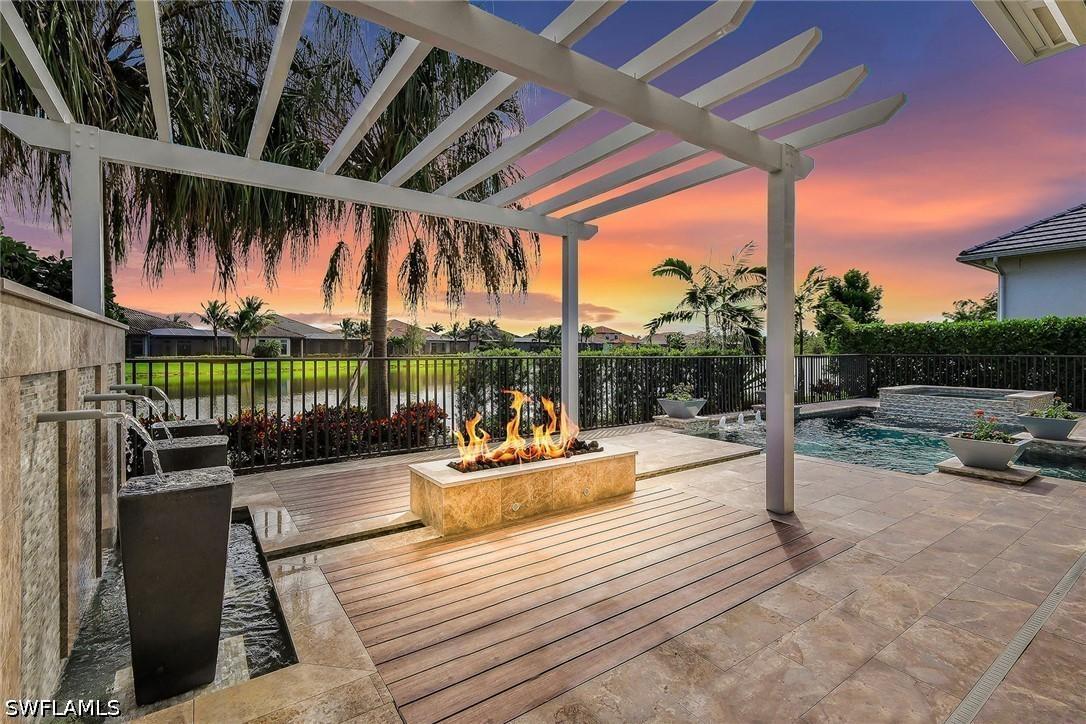 3208 Kumamoto Ln., Naples, FL 34114