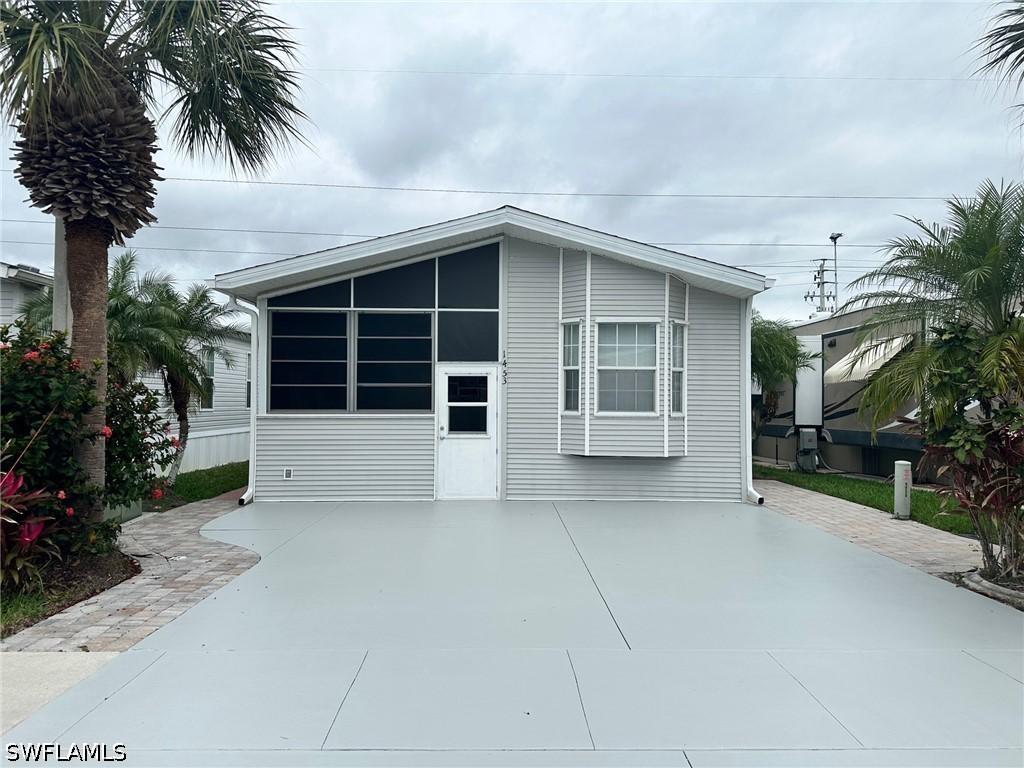 1453 Diamond Lake Cir., Naples, FL 34114