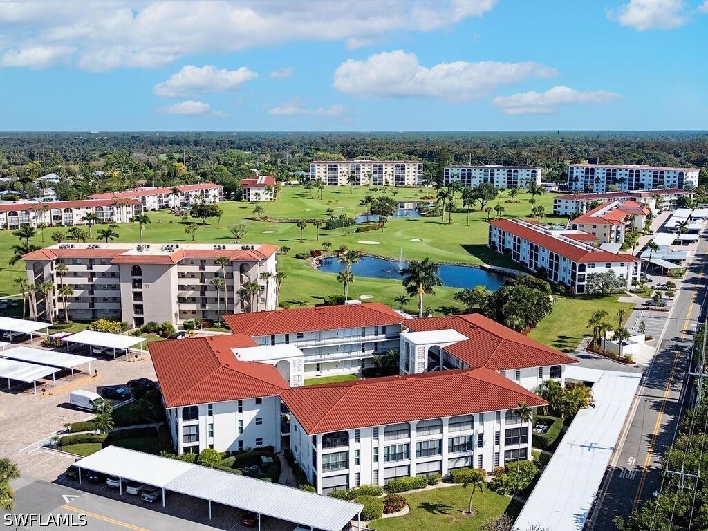 53 High Point Cir. #101, Naples, FL 34103