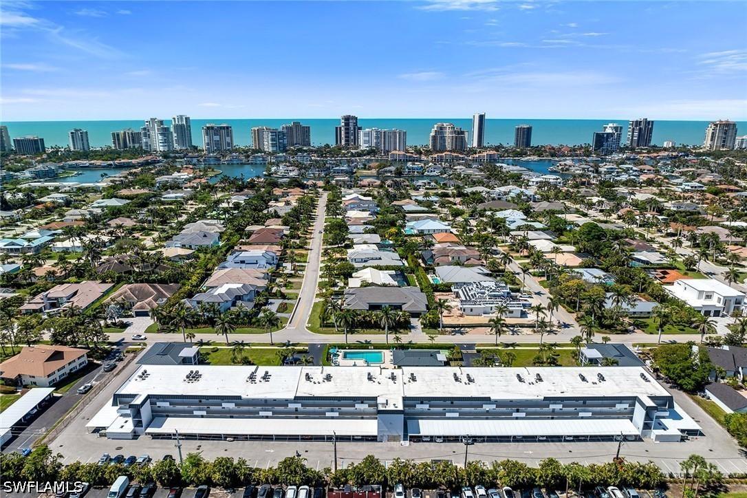 4200 Belair Ln. #303, Naples, FL 34103
