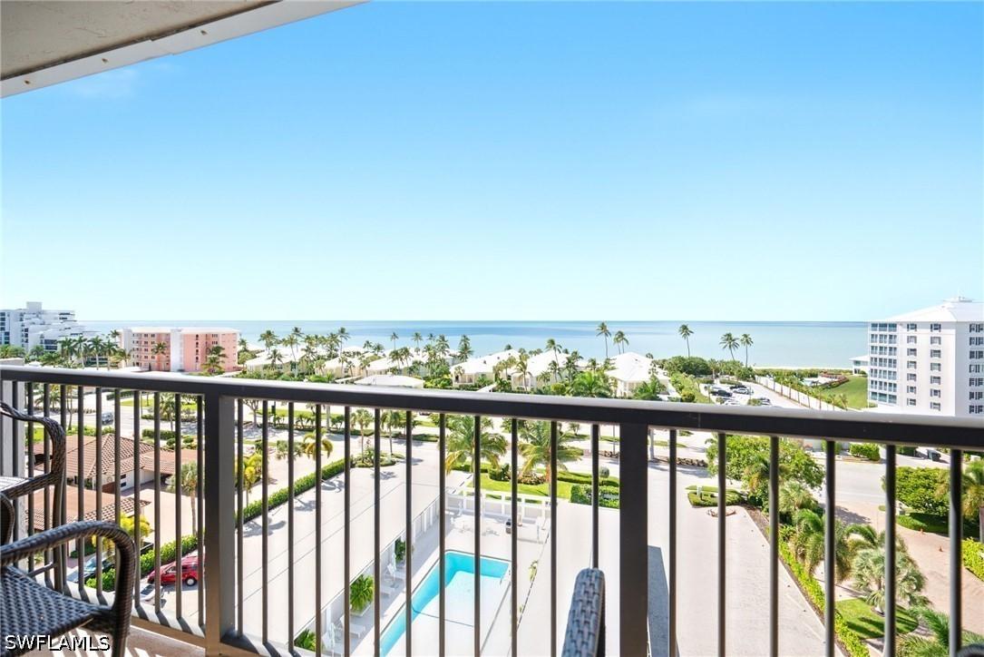 2650 Gulf Shore Blvd. #701, Naples, FL 34103