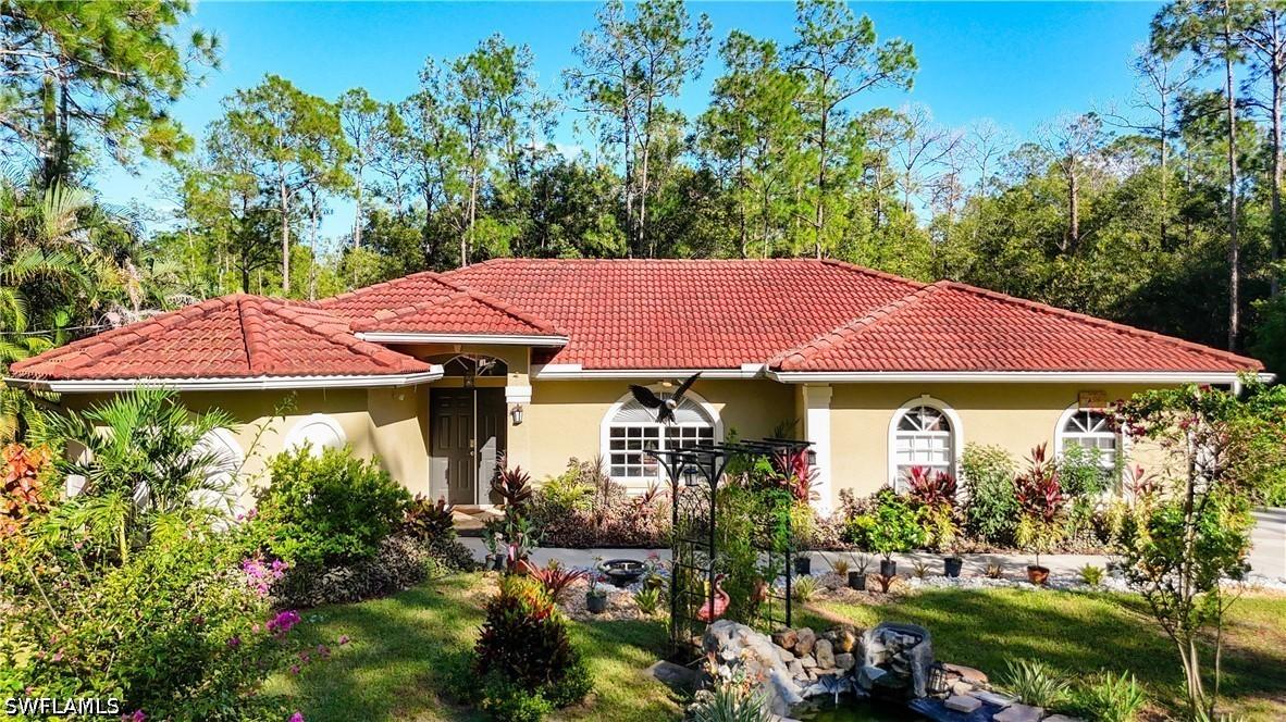 660 Everglades Blvd., Naples, FL 34117
