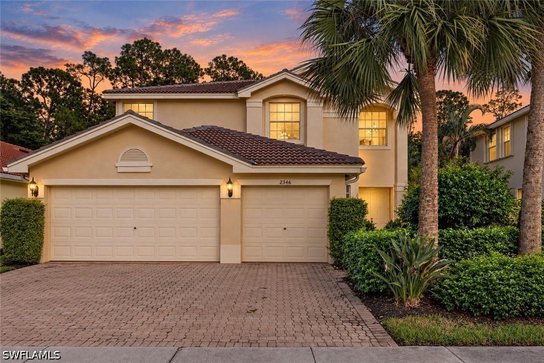 2346 Butterfly Palm Dr., Naples, FL 34119