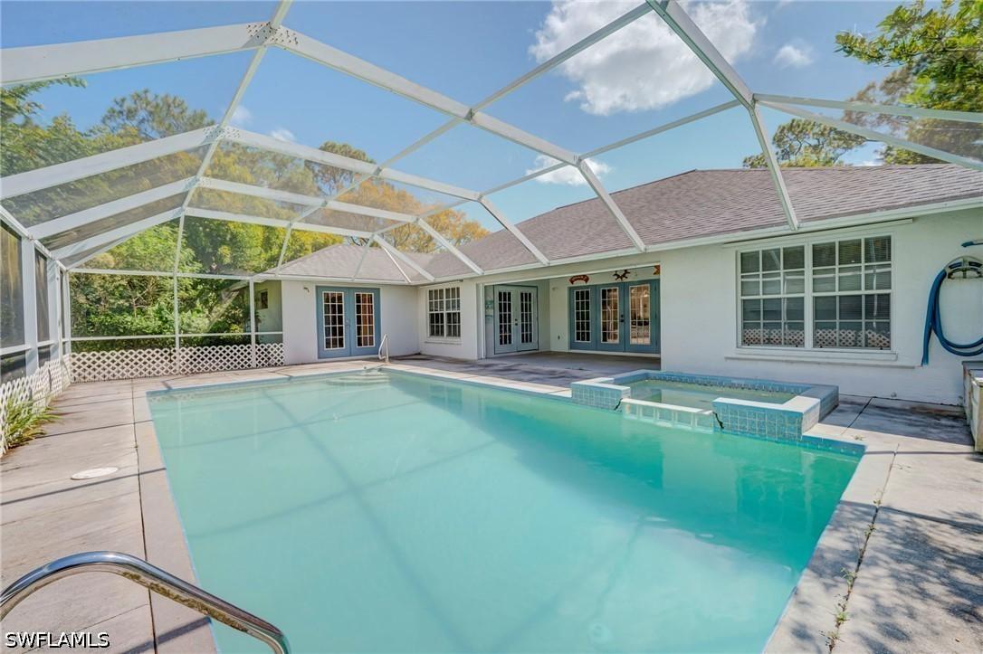 6255 Painted Leaf Ln., Naples, FL 34116