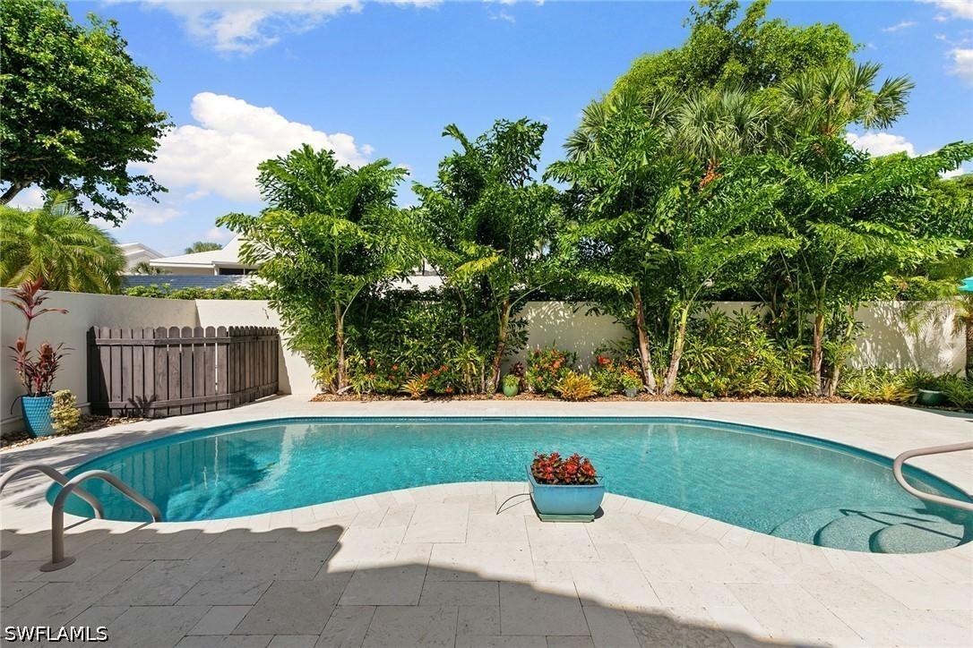 805 Sand Pointe Dr. #4, Naples, FL 34108