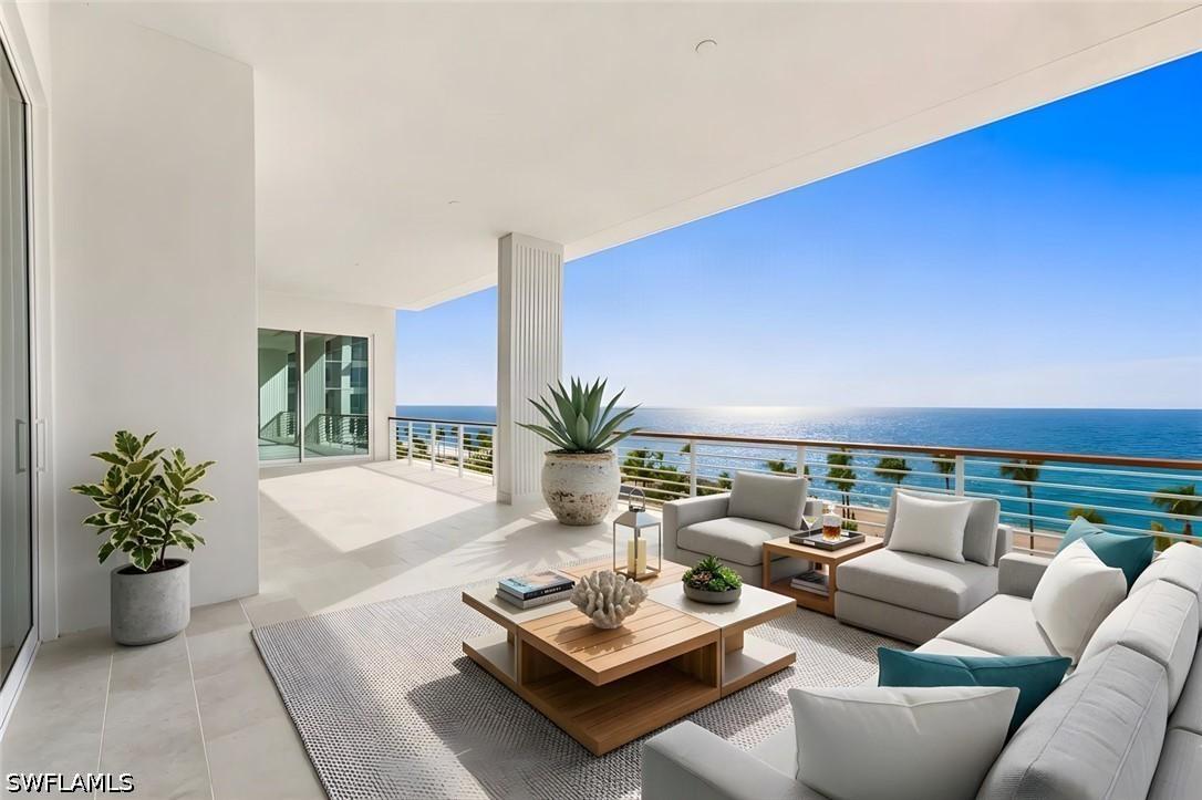 901 Gulf Shore Blvd. #A-401, Naples, FL 34102
