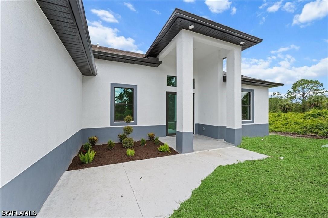 622 Beach Ave., Lehigh Acres, FL 33974