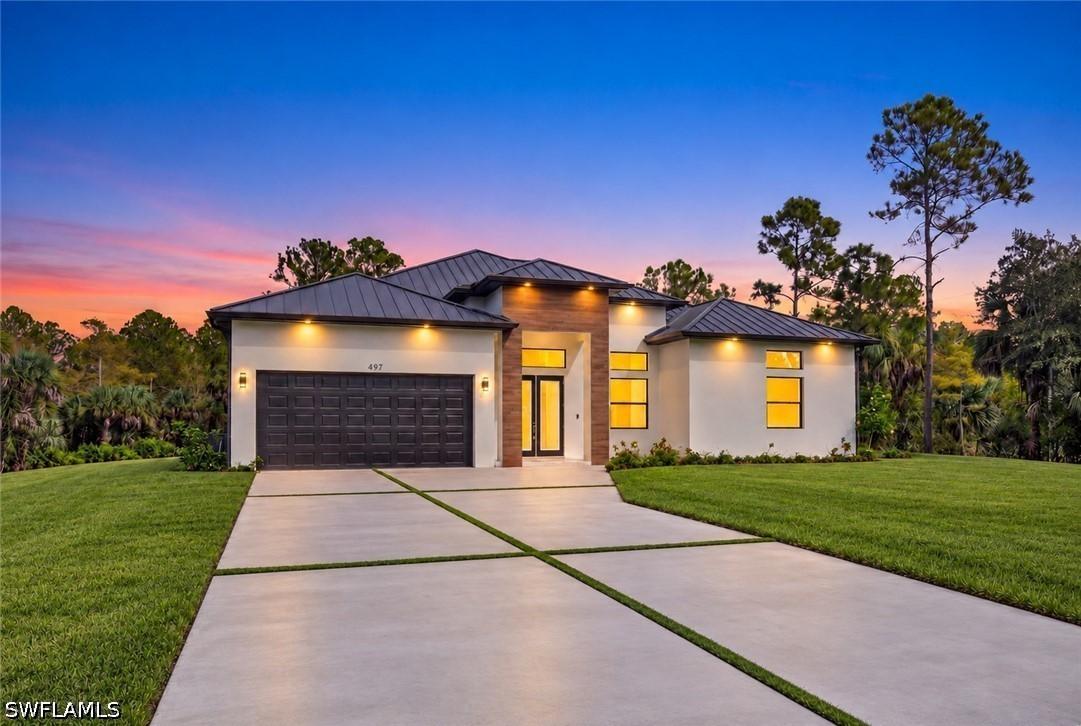407 24th Ave., Naples, FL 34120