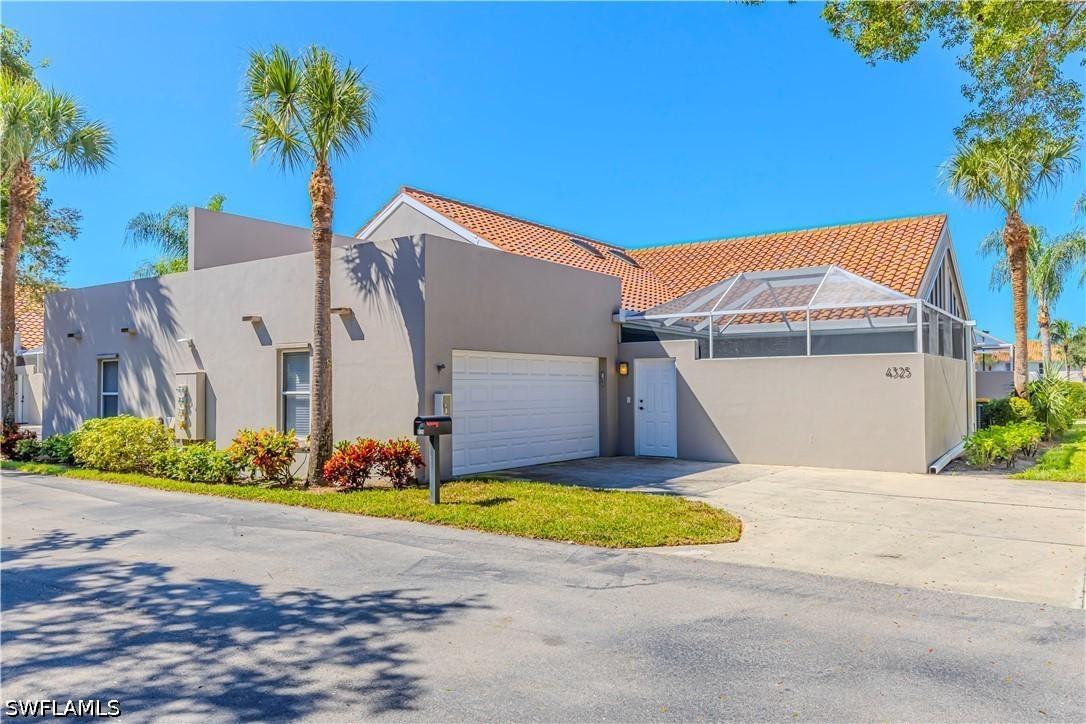 4325 Covey Cir. #10B, Naples, FL 34109