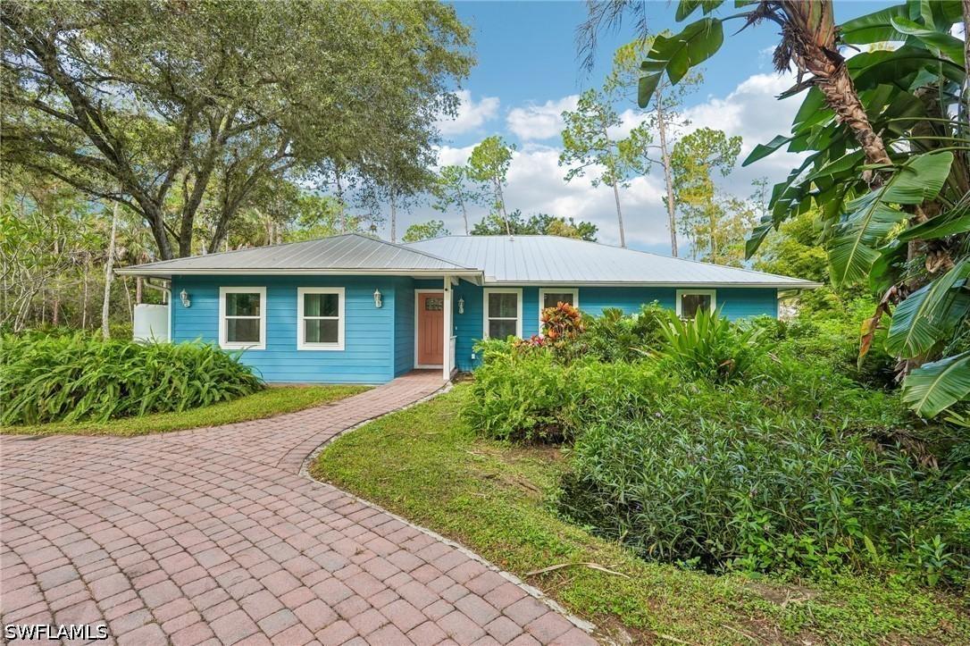161 27th St., Naples, FL 34120