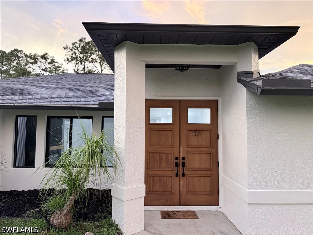 1741 8th St., Naples, FL 34120