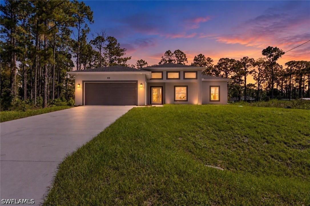 810 Jackson Ave., Lehigh Acres, FL 33972