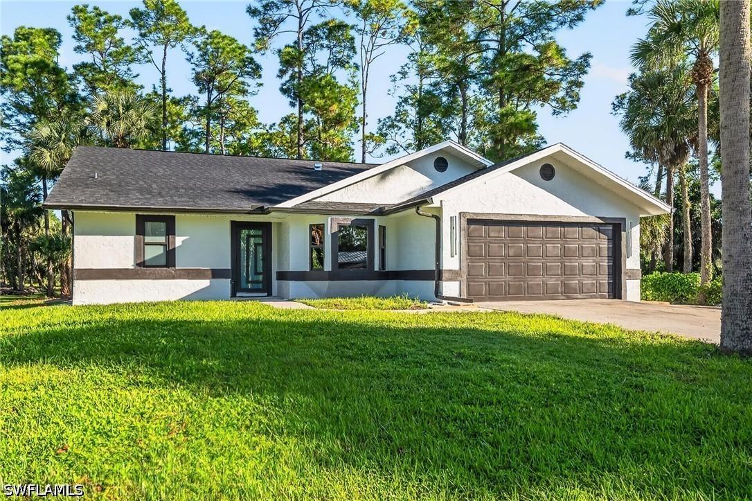 1781 16th Ave., Naples, FL 34117