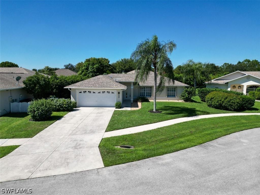 1529 Junior Ct., Lehigh Acres, FL 33971