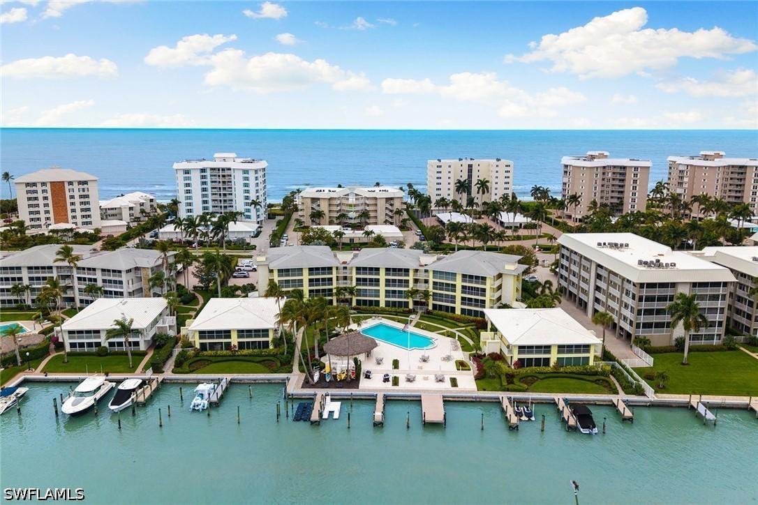 2850 Gulf Shore Blvd. #106, Naples, FL 34103