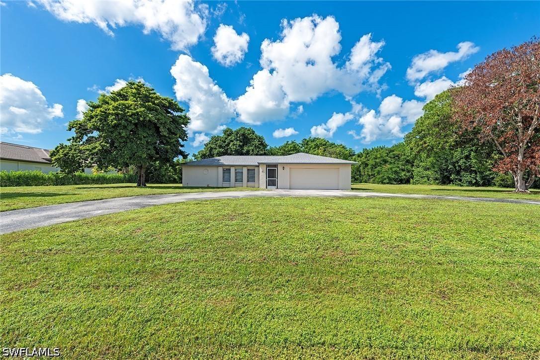 811 Cassena Rd., Naples, FL 34108