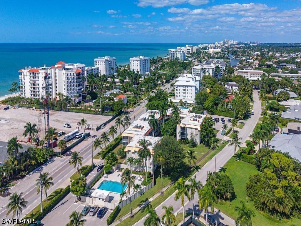 1100 Gulf Shore Blvd. #305, Naples, FL 34102
