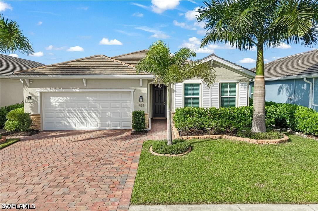 423 Polihale Way, Naples, FL 34114