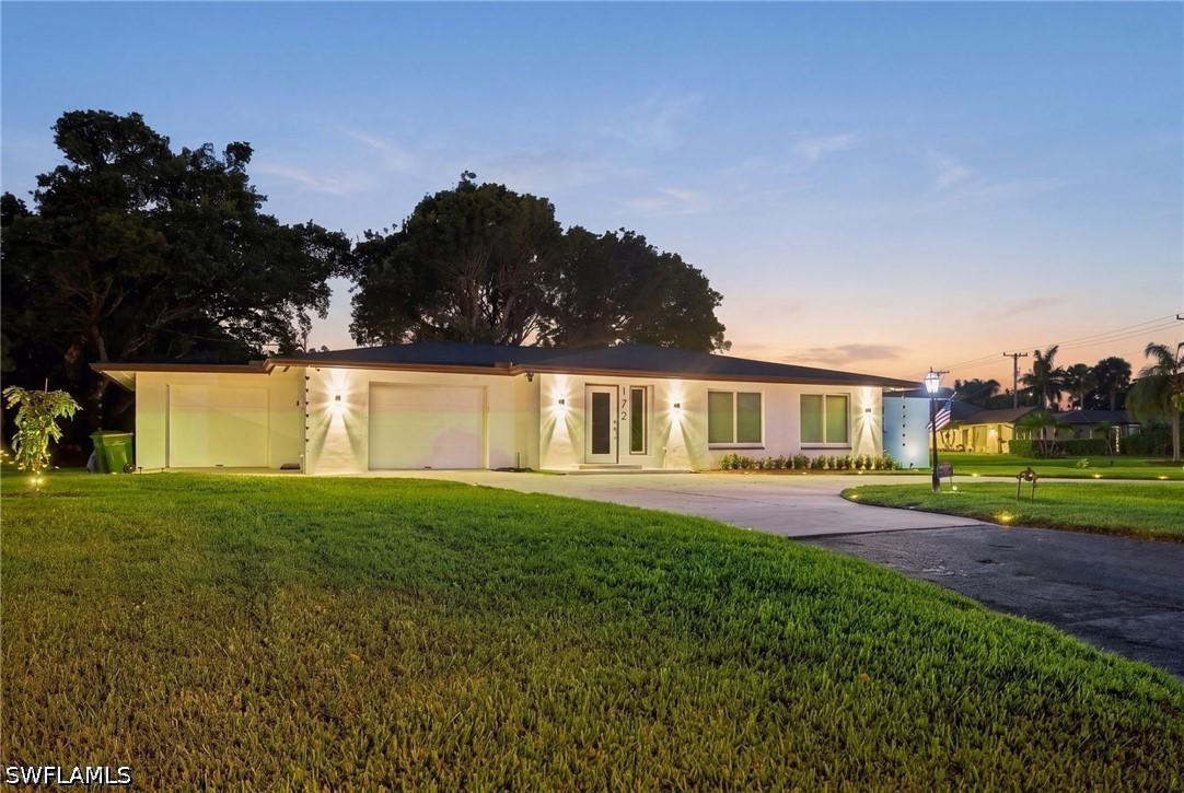 172 Coral Vine Dr., Naples, FL 34110
