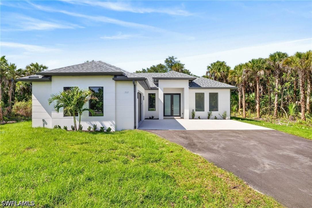 2646 14th Ave., Naples, FL 34117
