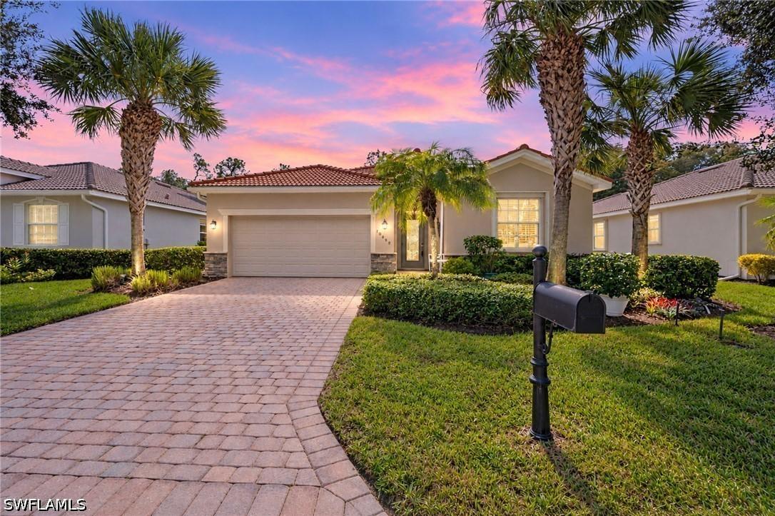 10498 Yorkstone Dr., Bonita Springs, FL 34135