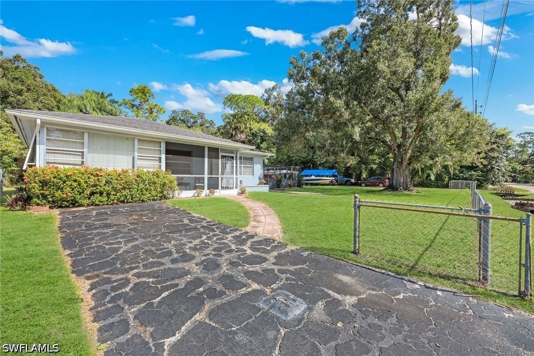 9981 Kentucky St., Bonita Springs, FL 34135
