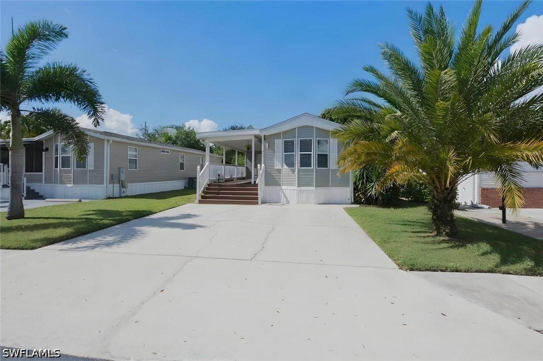4003 Crystal Lake Dr., Naples, FL 34120